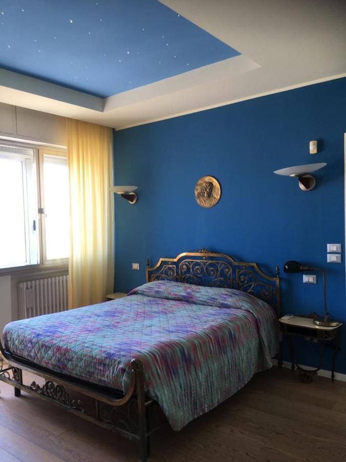 Appartamento Fronte Mare Ρίμινι Εξωτερικό φωτογραφία